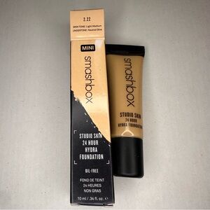 Smashbox mini Studio Skin 24hr Hydra Foundation - 2.22